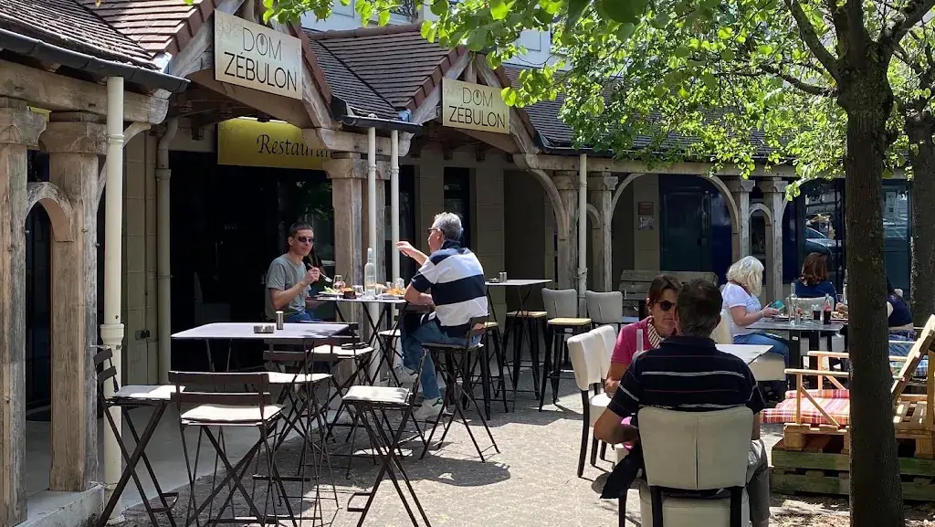 Dom Zebulon_Carrières-sur-Seine_slider_image_1