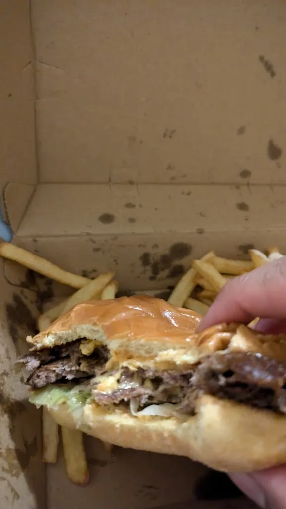 Sarobidy narindra_235 burger_Carrières-sur-Seine_review