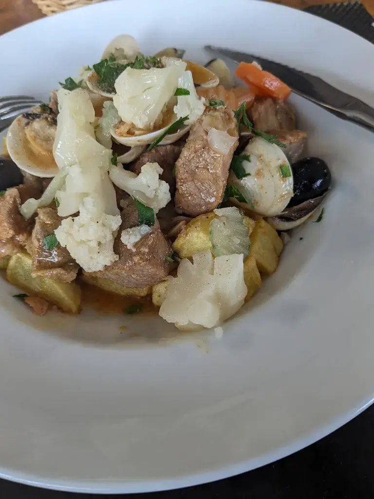 Kevin Santerre_O Transmontano_Houilles_review