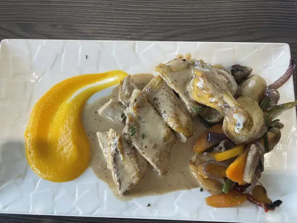 Le Beau Rivage_Saint-Jean-les-Deux-Jumeaux_slider_image_3