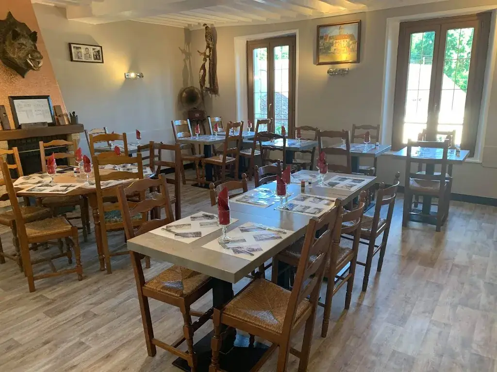 Cafe de la Marne_Ussy-sur-Marne_slider_image_3