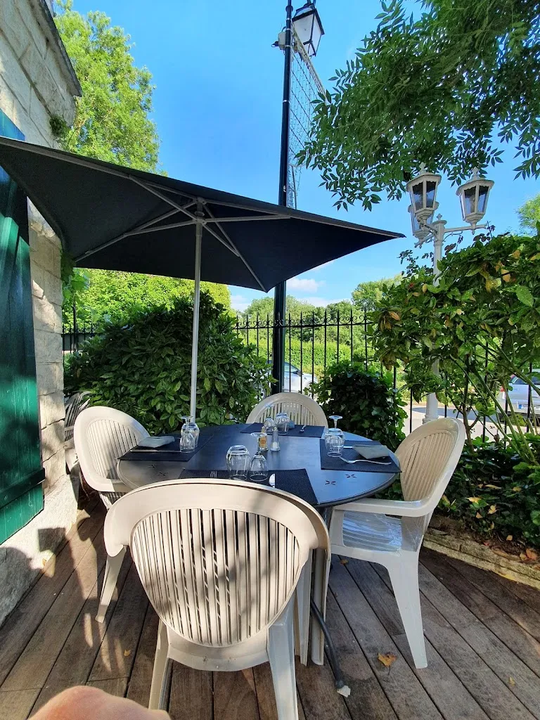 Quai des Brumes_Mary-sur-Marne_slider_image_1