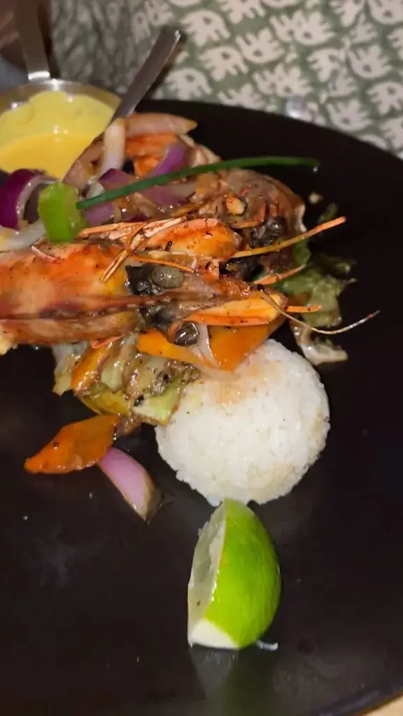 L' entre 2 portes_Moret-Loing-et-Orvanne_slider_image_2