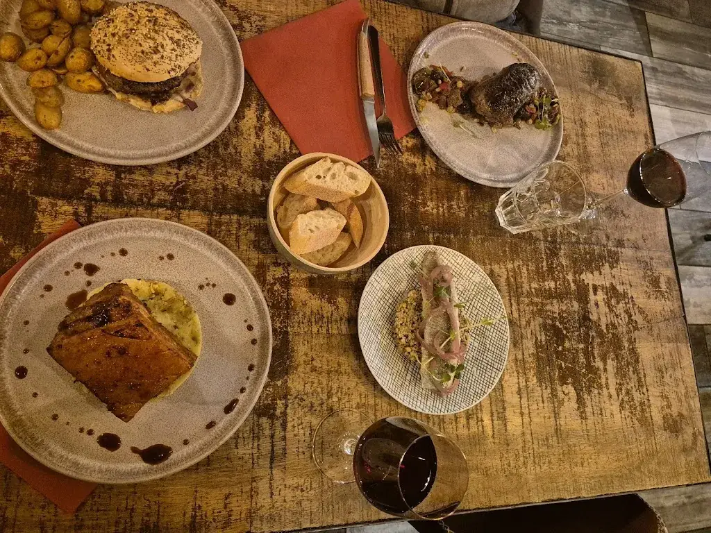 H.S Kim_La Part des Anges_Bures-sur-Yvette_review