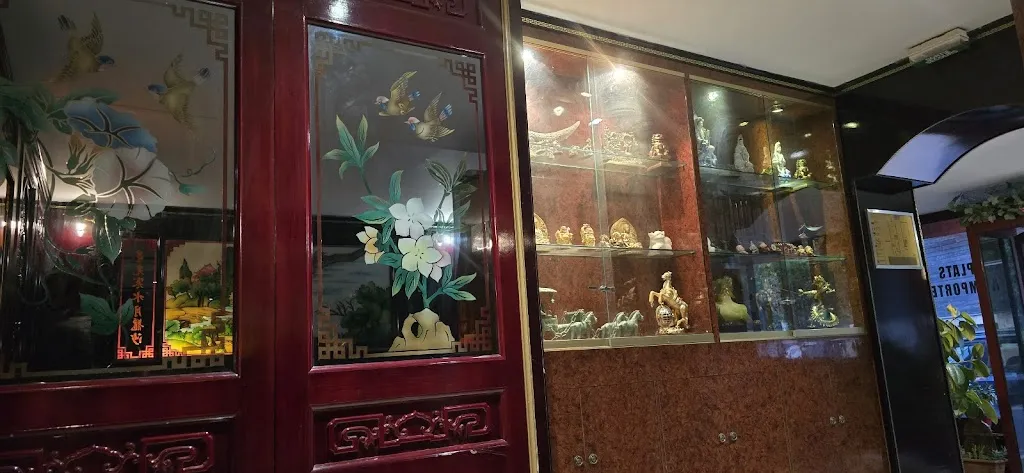 Séry Chanthakesone_馮 Chez Phung _Bures-sur-Yvette_review