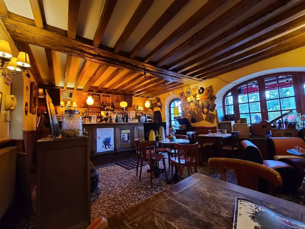 Le Gramophone restaurant in Orsay