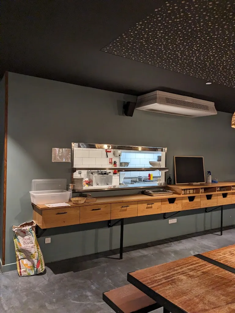 Ferenc Borondics_Brass & Co_Gif-sur-Yvette_review