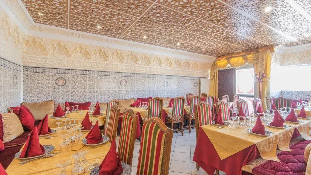 Au Soleil Du Maroc restaurant in Orsay