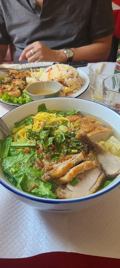 Tram-Anh Pham_Tan Do Restaurant_Orsay_review