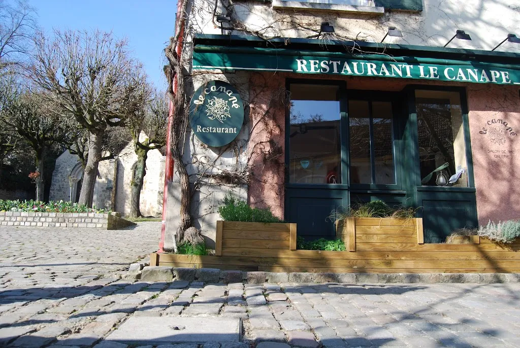 Le Canapé restaurant in Gif-sur-Yvette
