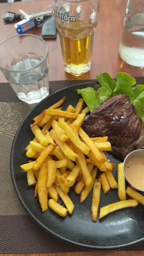 Chez Camille_Orsay_slider_image_2