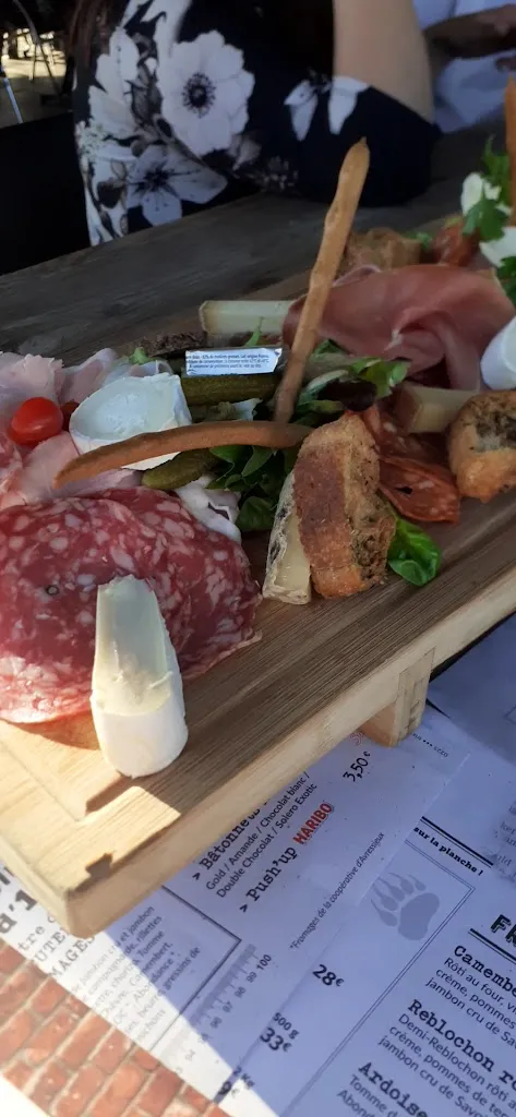 Beers Company_Pont-de-Beauvoisin_slider_image_2