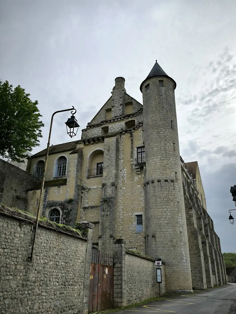 Château Landon 77570_Château-Landon_slider_image_2