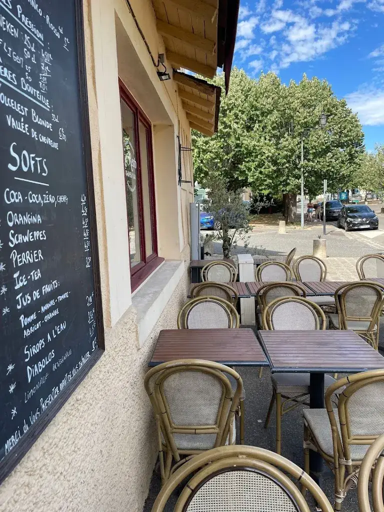 Le Resto Châteaufort ristorante a Châteaufort