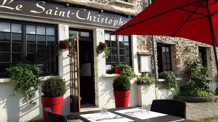 Le Saint-Christophe ristorante a Châteaufort
