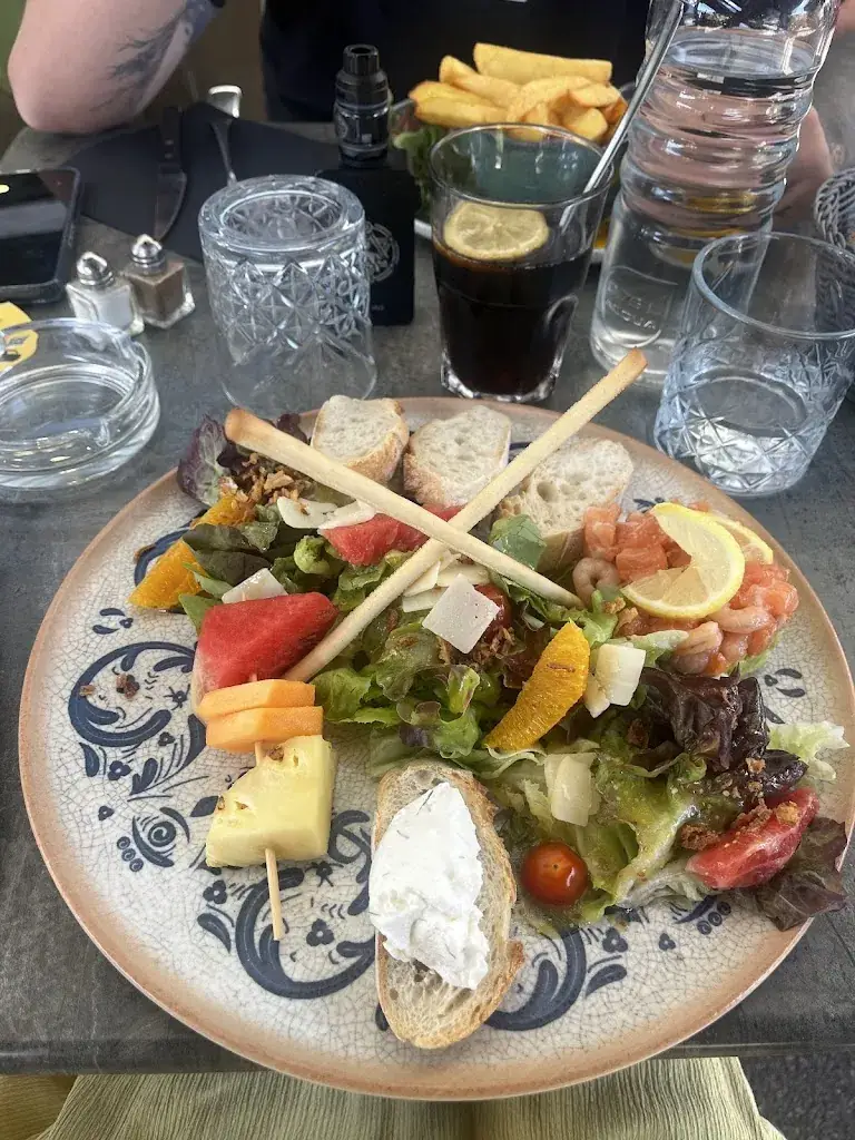 Marie Srh bst_La Verrière_Pont-de-Beauvoisin_recensione