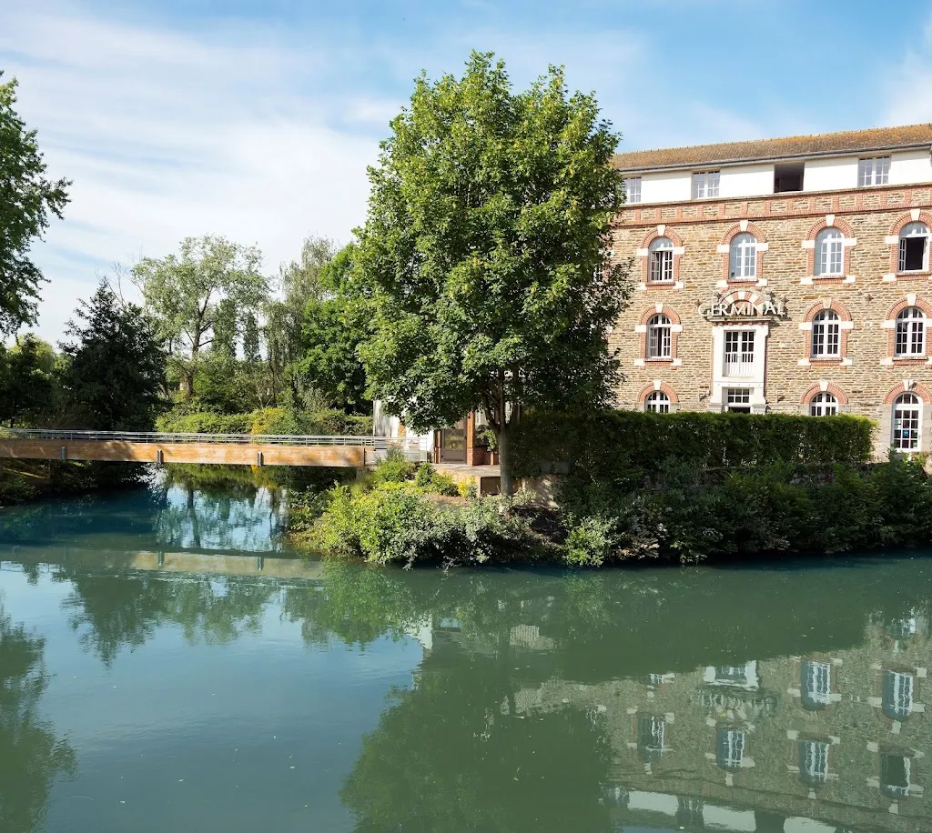 Le Germinal Hotel Restaurant restaurant in Cesson-Sévigné