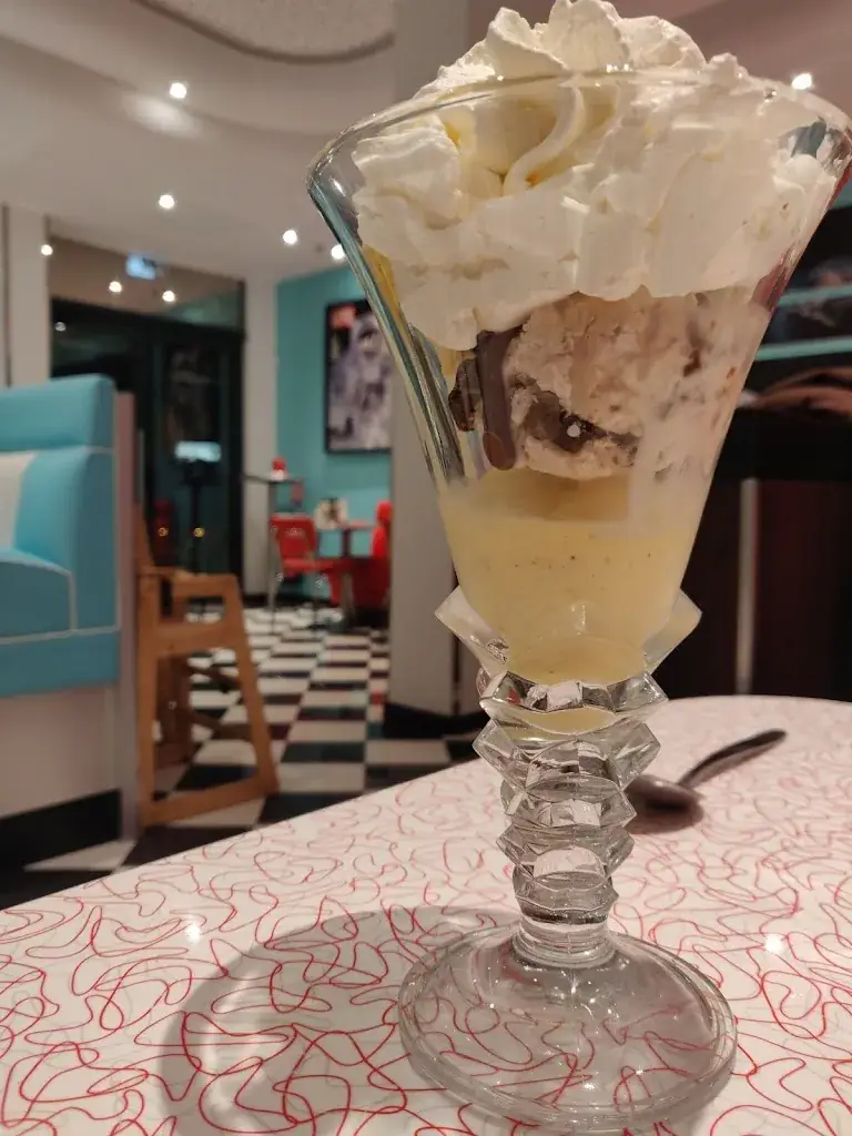 Menü_Holly's Diner_Cesson-Sévigné_Bild_7