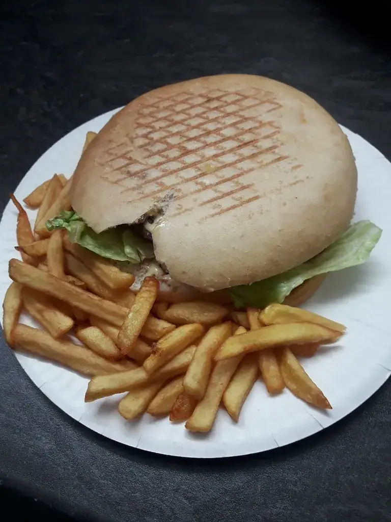 Menu_LE SNACK EBREUIL_Ébreuil_immagine_9