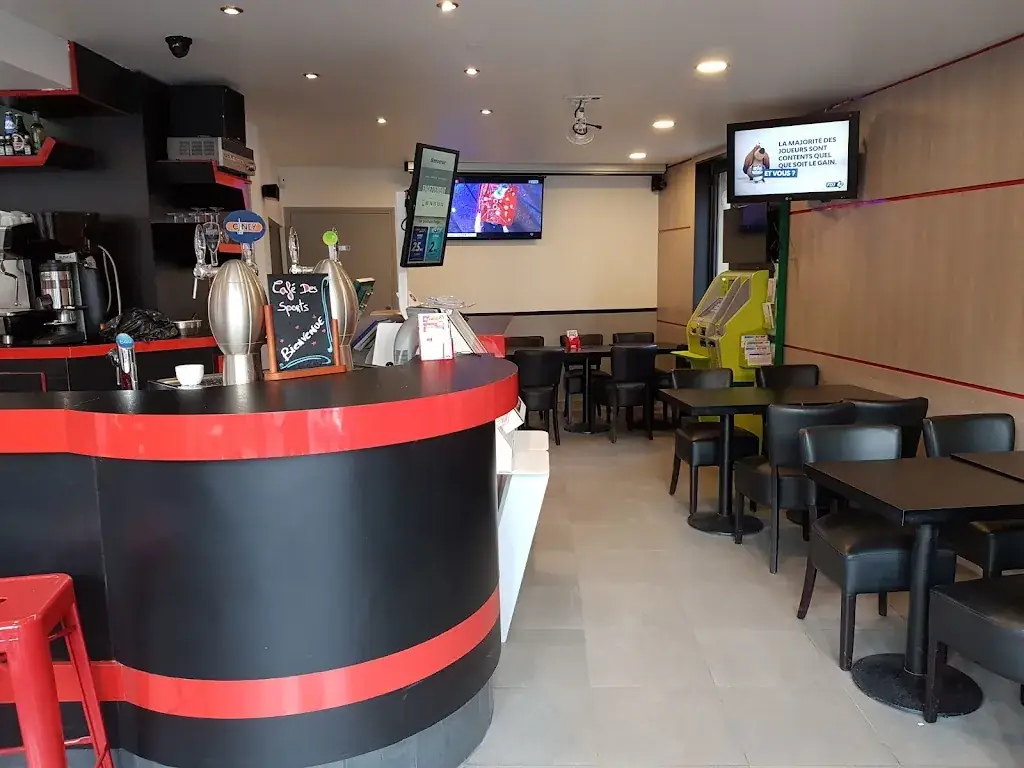 Le Café des Sports restaurant in Chaumontel