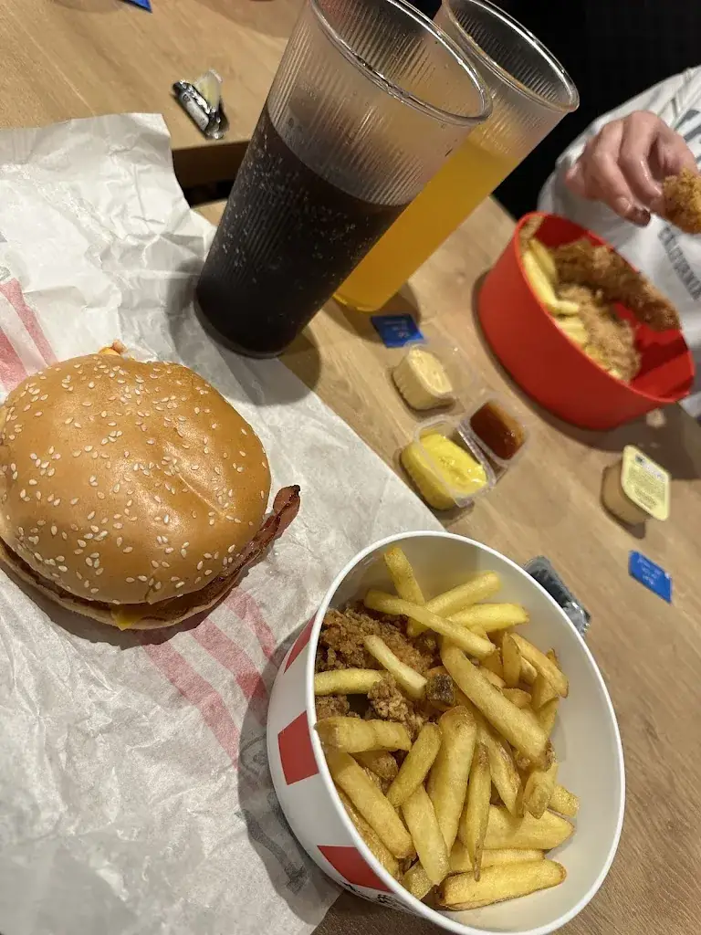 Dale Wills_KFC_Chanteloup-en-Brie_review