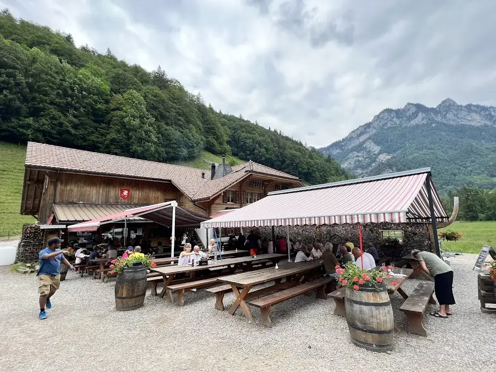 Daniel Diaz_Buvette et fromagerie des Invuettes_Charmey_recensione