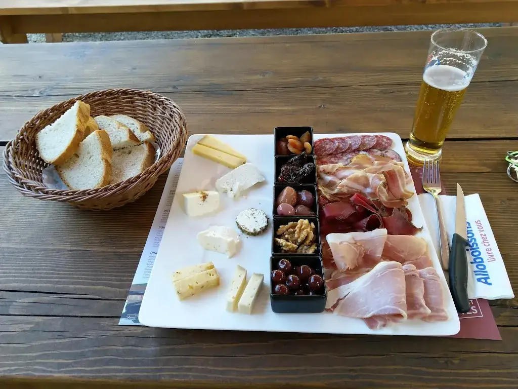 Buvette et fromagerie des Invuettes_Charmey_slider_image_2