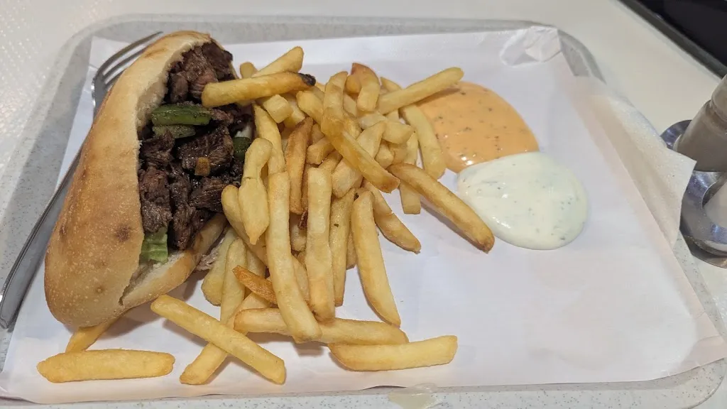 Prince Andrew Ardayfio_Restaurant sympathique_Bry-sur-Marne_review