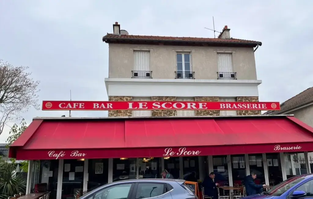 LE SCORE restaurant in Bry-sur-Marne