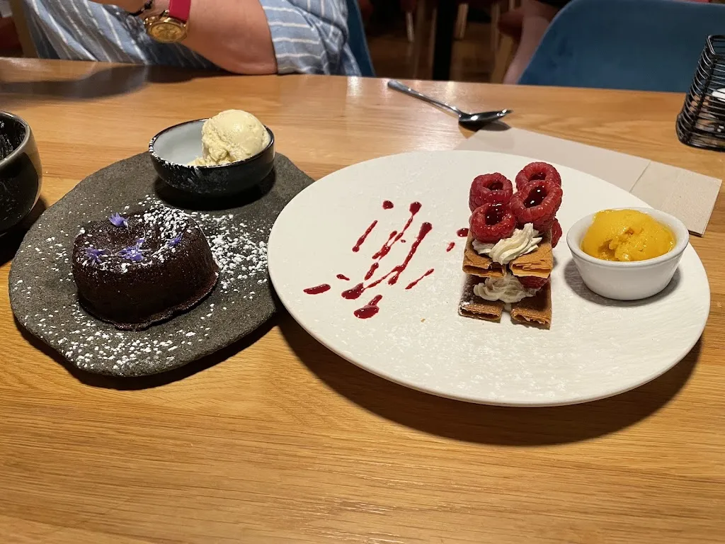 Oli Howlett_Restaurant Le Nogentais_Nogent-sur-Marne_review