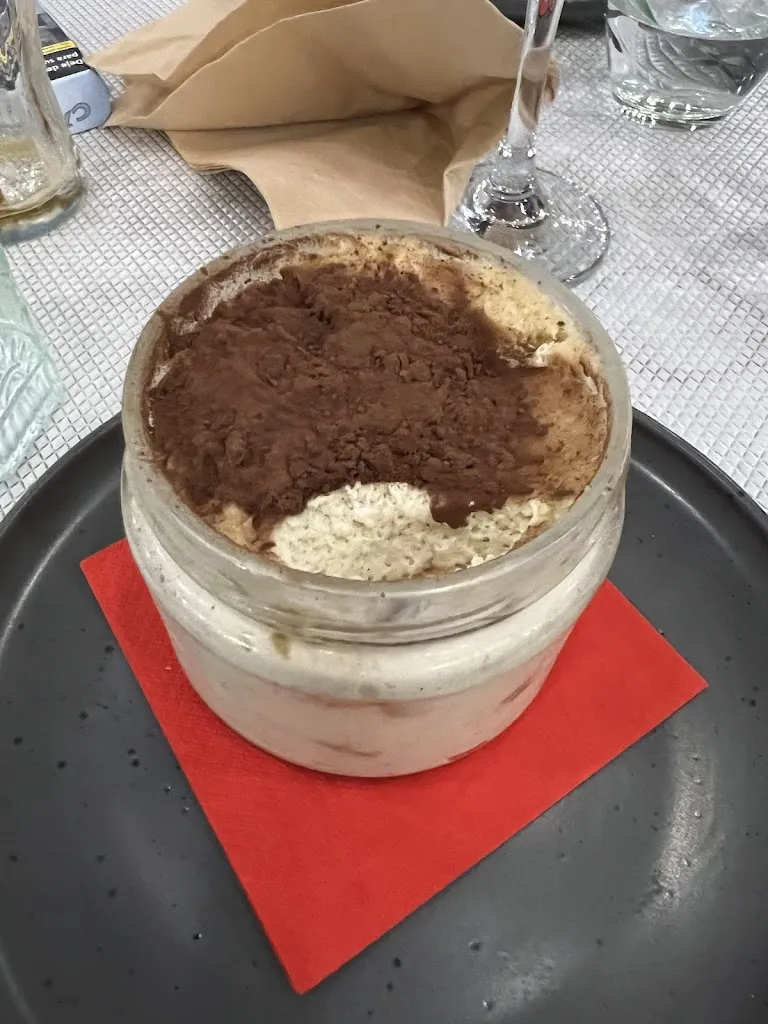 May Ezzi_Pizzeria Vivaldi_Perreux-sur-Marne_review