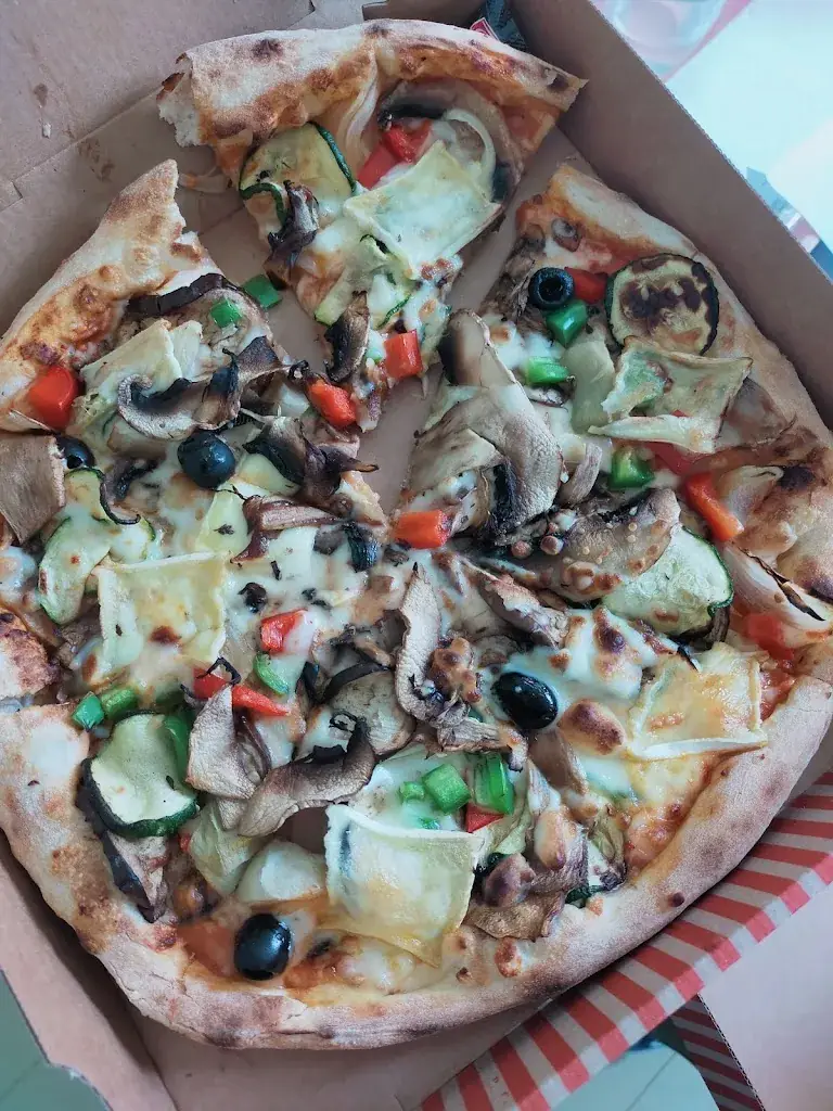 Sandra Baiv_BryPizza94_Bry-sur-Marne_review