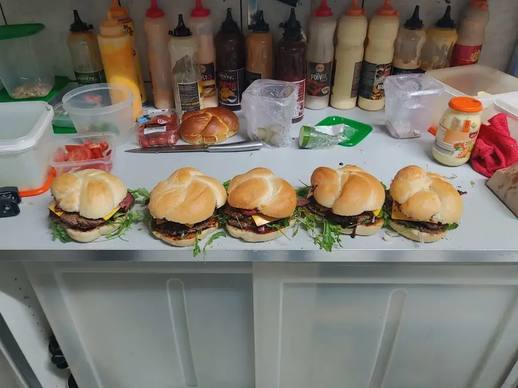 mb manhattan burger_Bry-sur-Marne_slider_image_3