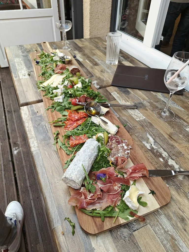 Audrey Delagarde_La Lanterne_Chenoise-Cucharmoy_review