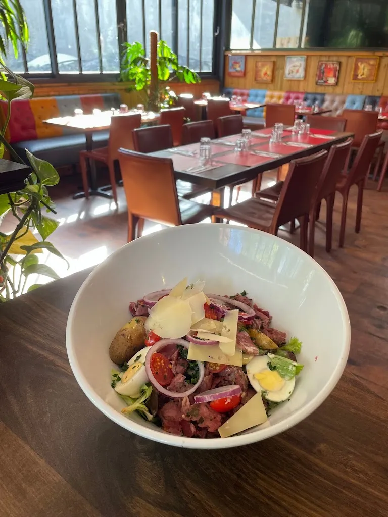 Mistinguett_Chelles_slider_image_3