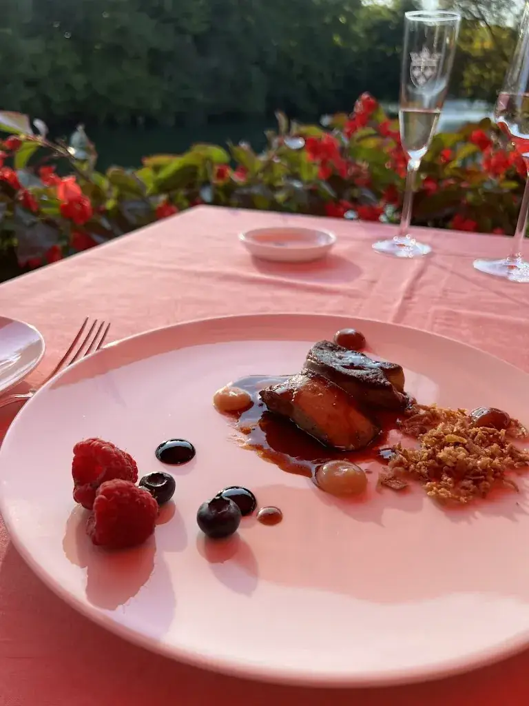 J_L'Ecu de France_Chennevières-sur-Marne_review