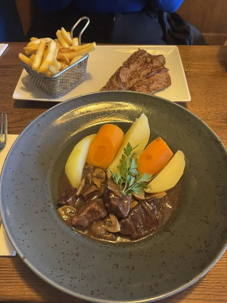 Clecle_Le Buron_Chennevières-sur-Marne_review