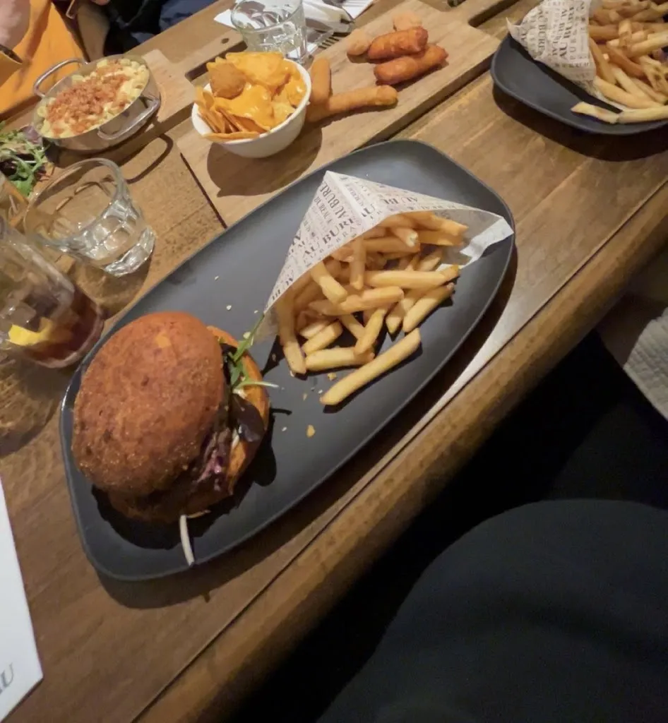 Jens Gundlach_Au Bureau - Pub et Brasserie_Chatou_review