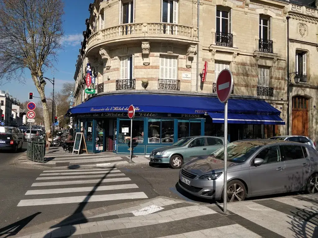 Brasserie de l'Hôtel de Ville_Chatou_slider_image_3