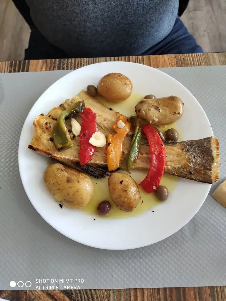 Menu_L'Estrela_Clayes-sous-Bois_image_1