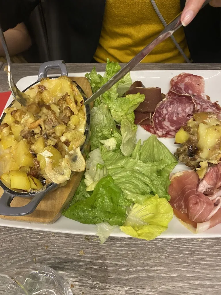 James Joint_L'Entrepotes - Restaurant - Feucherolles_Feucherolles_review