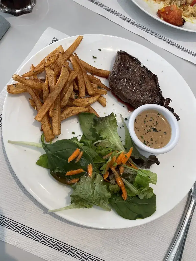 amandine fernandes_Restaurant la terrasse du tennis_Feucherolles_review