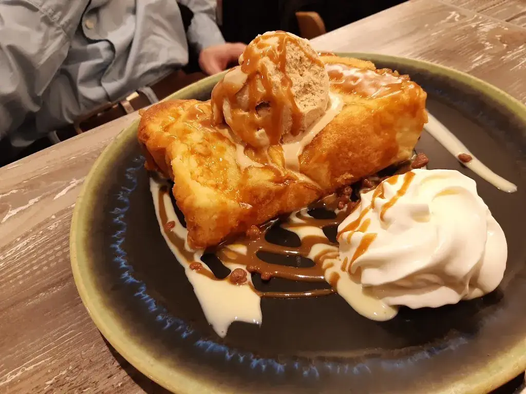 Aymeric Meurant_Ô Frères Fontaine_Champlan_recensione