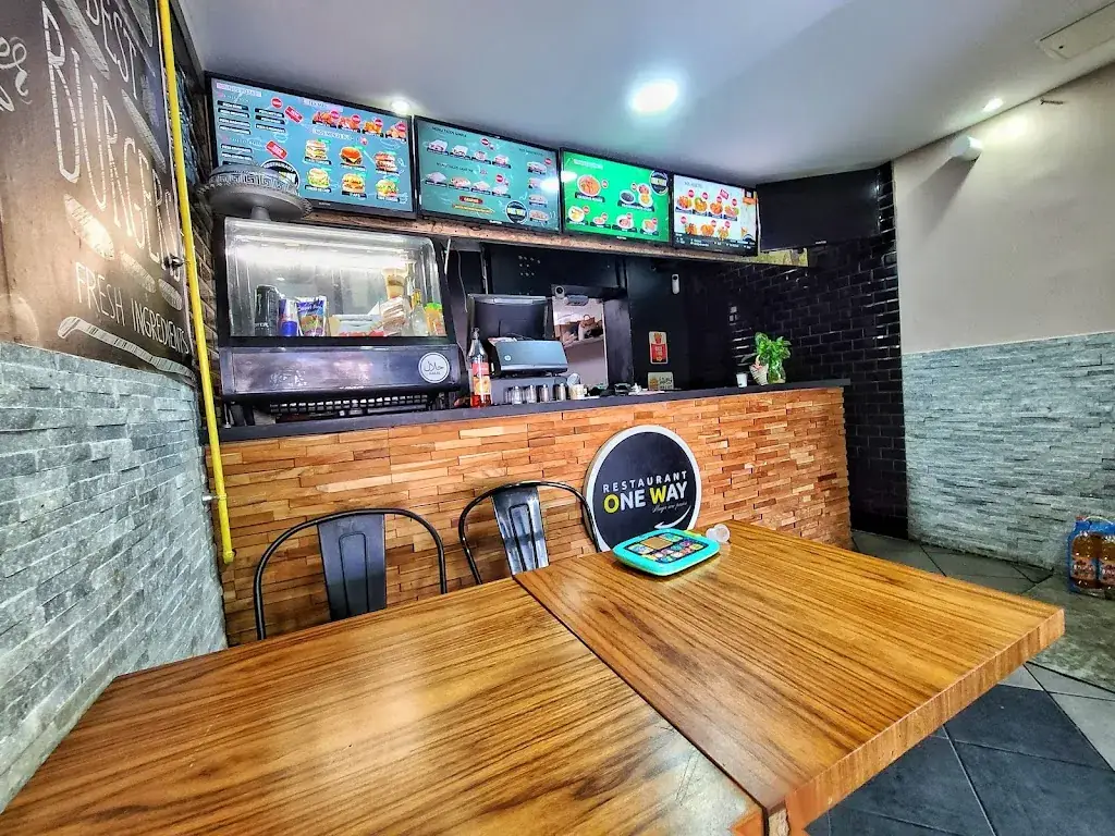 Restaurant One Way ( HALAL / TUNISIEN ) restaurant in Longjumeau