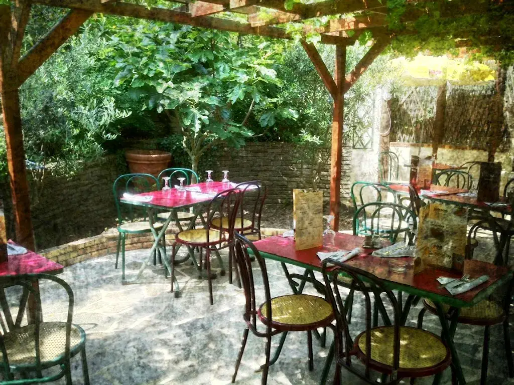 Le Cadran Restaurant in Longjumeau