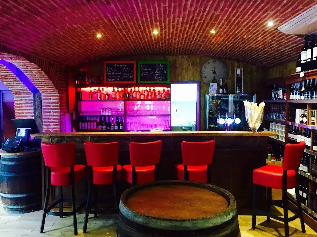 La Drome Des Couleurs restaurant in Dieulefit