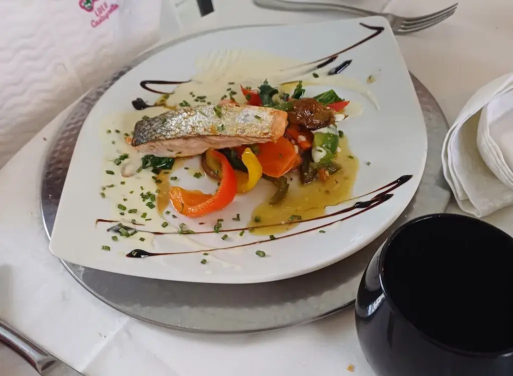 Le Petit Louis restaurante en Saulx-les-Chartreux