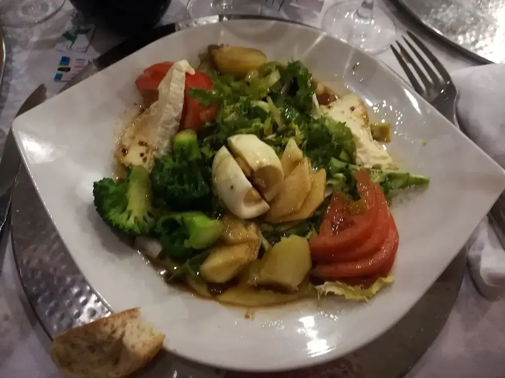 Le Petit Louis_Saulx-les-Chartreux_slider_image_2