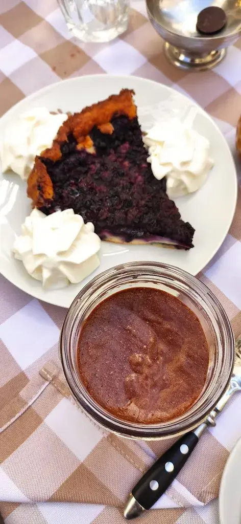 CHRIS BLH_Le Rétroviseur_Dieulefit_review