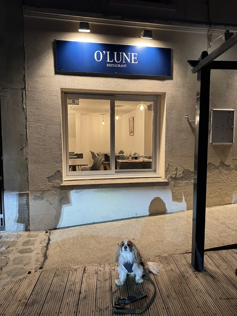 Rose Hall_O'LUNE_Choisy-en-Brie_review